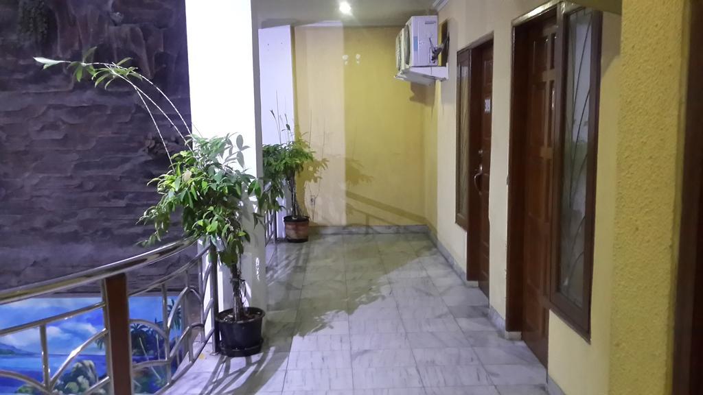 Hotel Pinangsia Джакарта Экстерьер фото